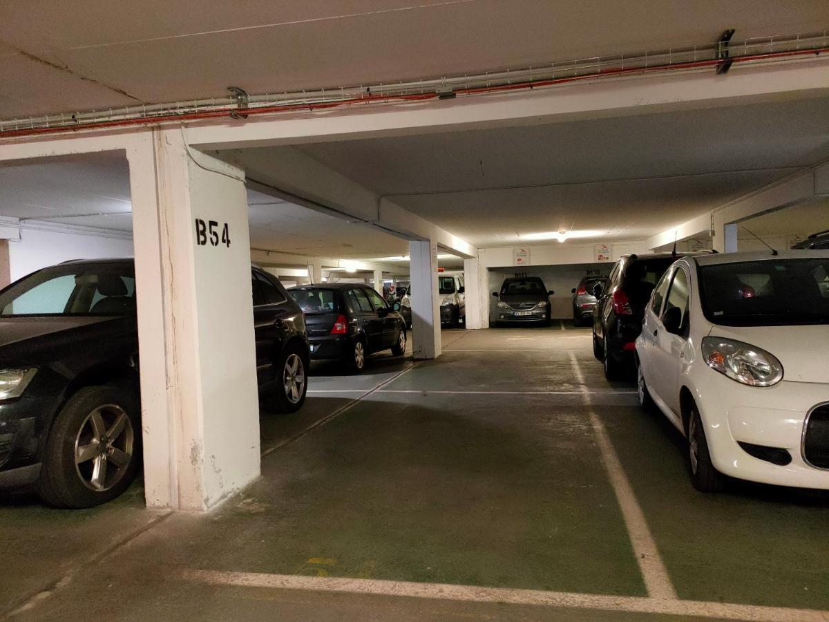 Le Myanmar - Hyper Centre - Parking - 4P Le Mans Exterior foto